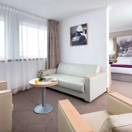 Ξενοδοχείο Mercure 19 Philharmonie La 4*
