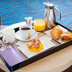 Mercure 19 Philharmonie La Szálloda Párizs
