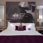 Mercure 19 Philharmonie La