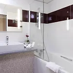 Hotell Mercure 19 Philharmonie La 4*
