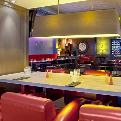 Mercure 19 Philharmonie La 4*