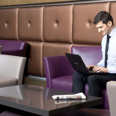 Mercure 19 Philharmonie La Ξενοδοχείο 4*