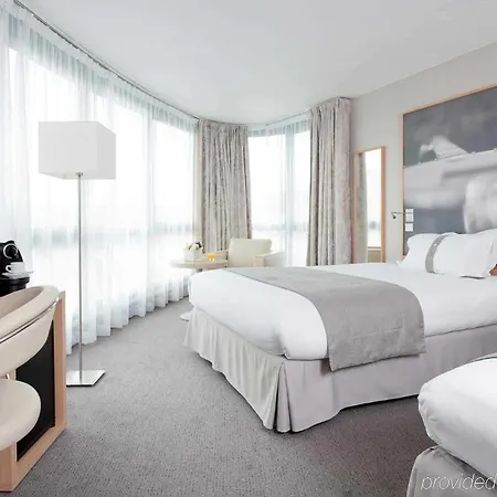 Mercure 19 Philharmonie La Hotel