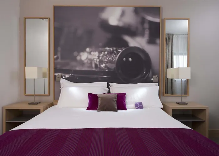 Mercure 19 Philharmonie La 4*