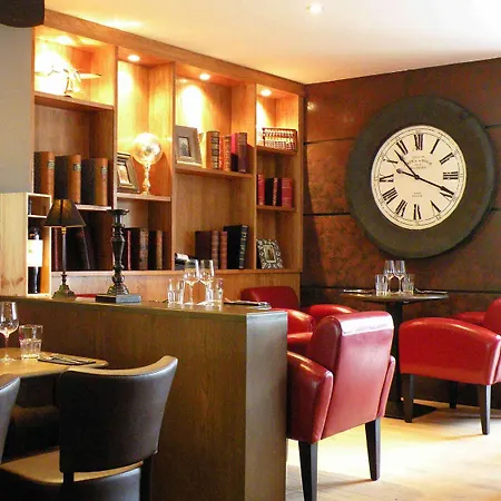Mercure 19 Philharmonie La 4*