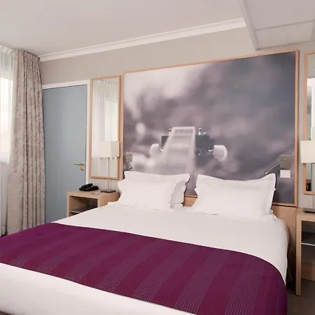 Mercure 19 Philharmonie La Ξενοδοχείο 4*